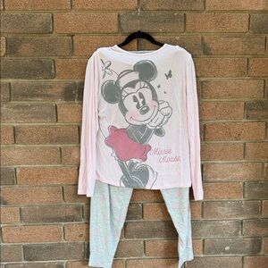 Disney Minnie Mouse Pink and White Pajama Set Size Medium